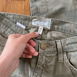 CURRENT/ELLIOTT army denim jeans